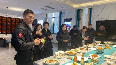 贺盛成功举办餐饮调味品新品品鉴会